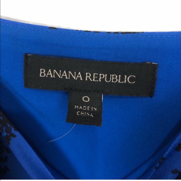 Paisley Pleated Midi Dress - Picture 3 of 6